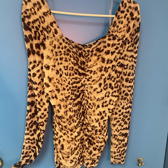 INC ruched animal print blouse Size XL - Picture 3 of 4